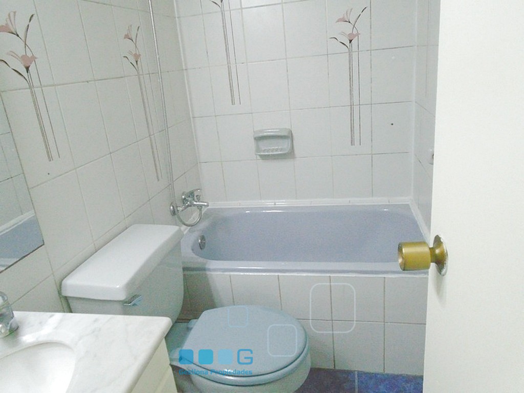 P5757 - P5757-09.jpg