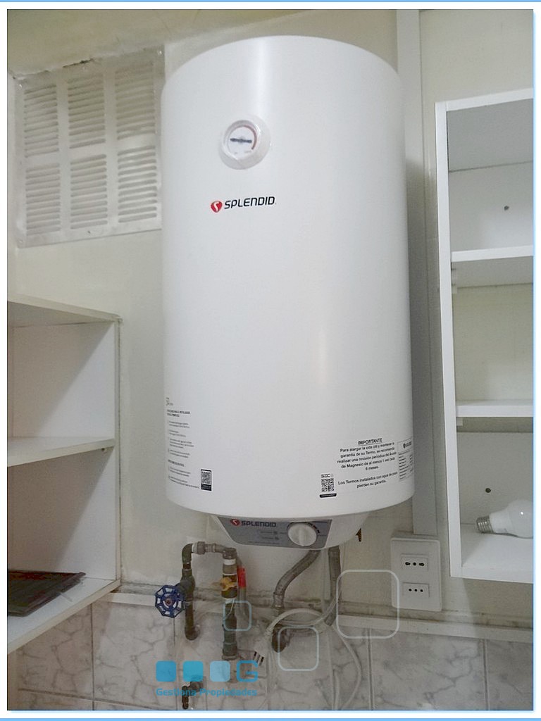 P5840 - P5840-29.jpg