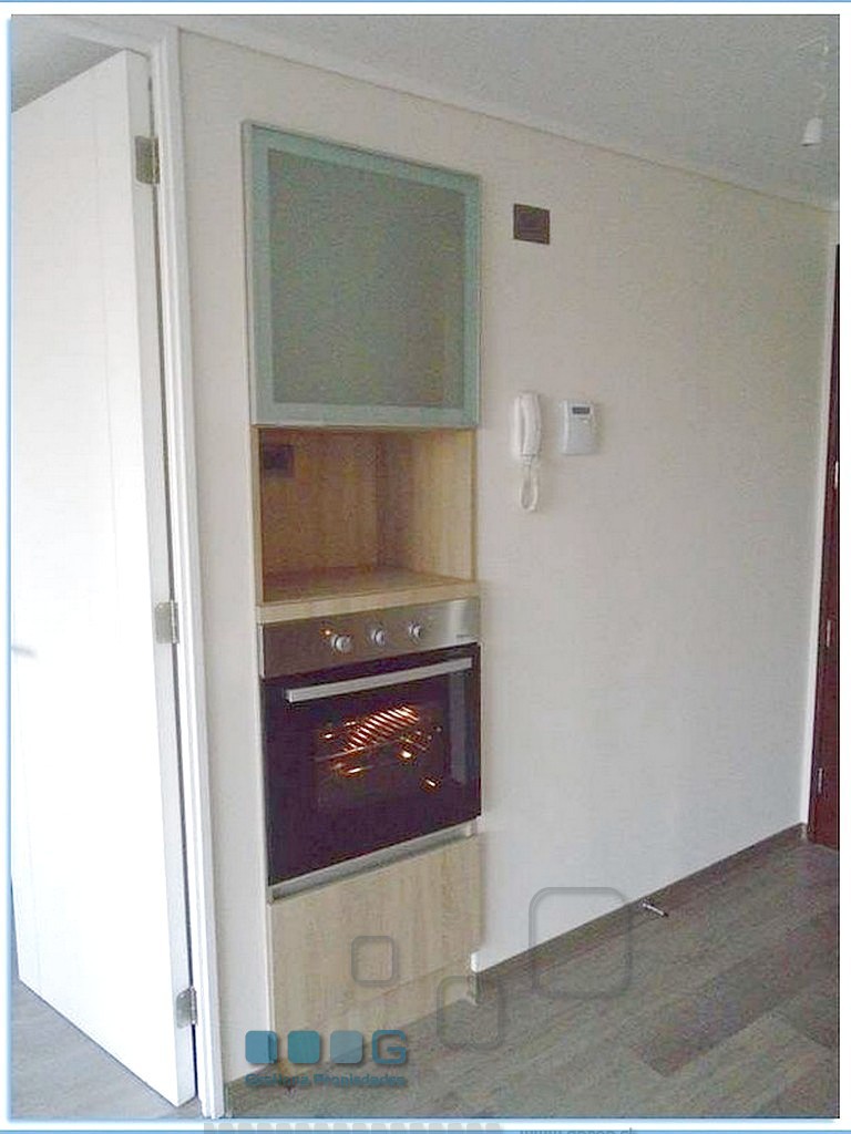 P5886 - P5886-17.jpg