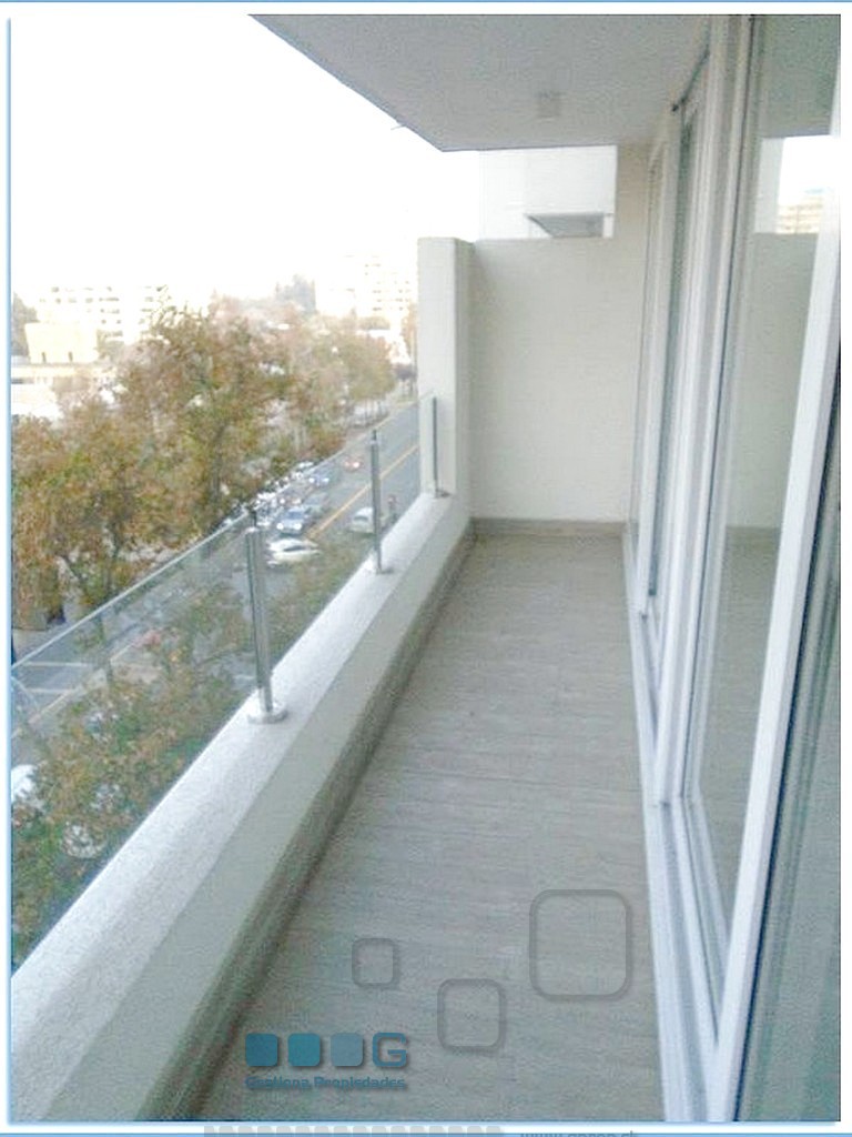 P5886 - P5886-19.jpg