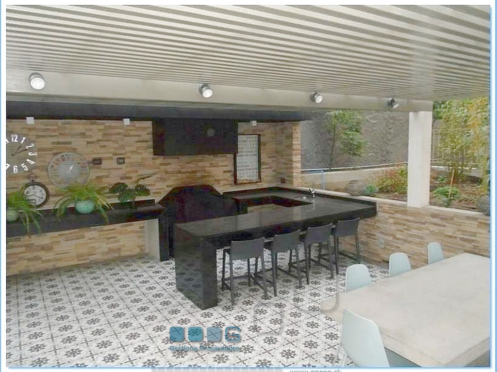 P5886 - P5886-25.jpg