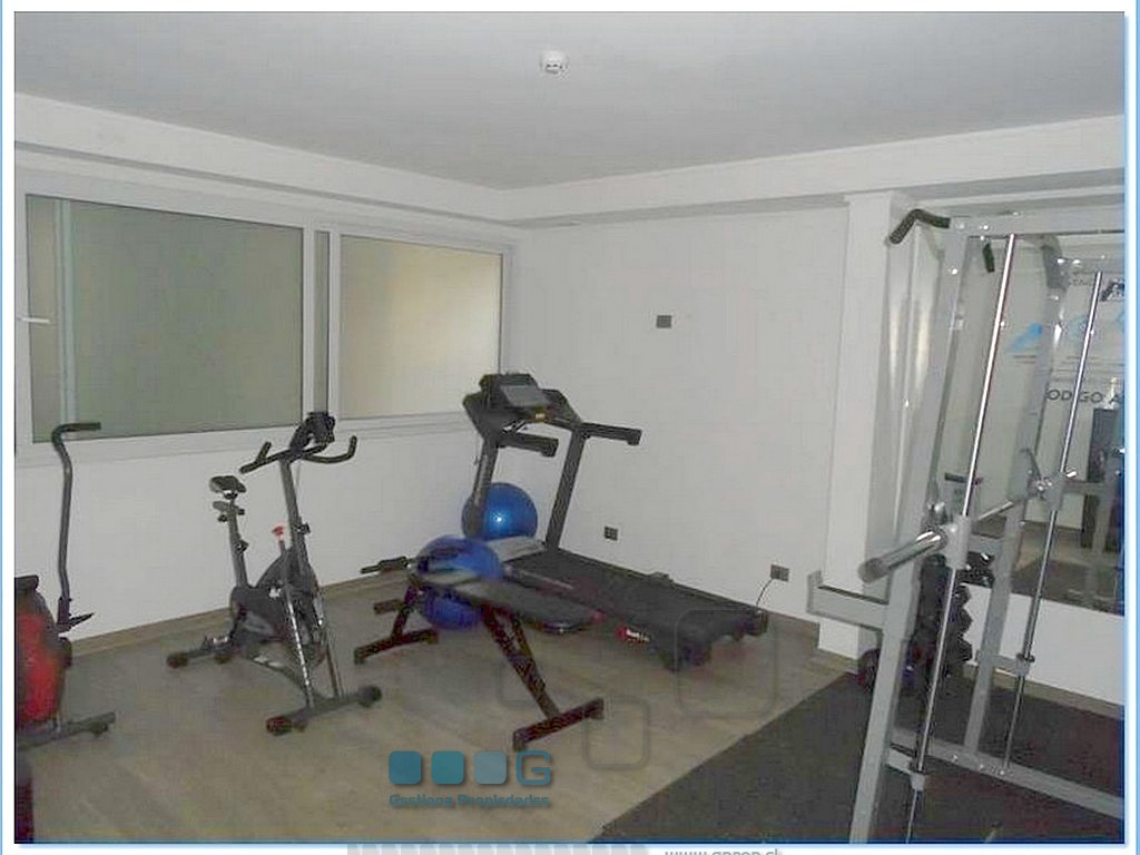 P5886 - P5886-29.jpg