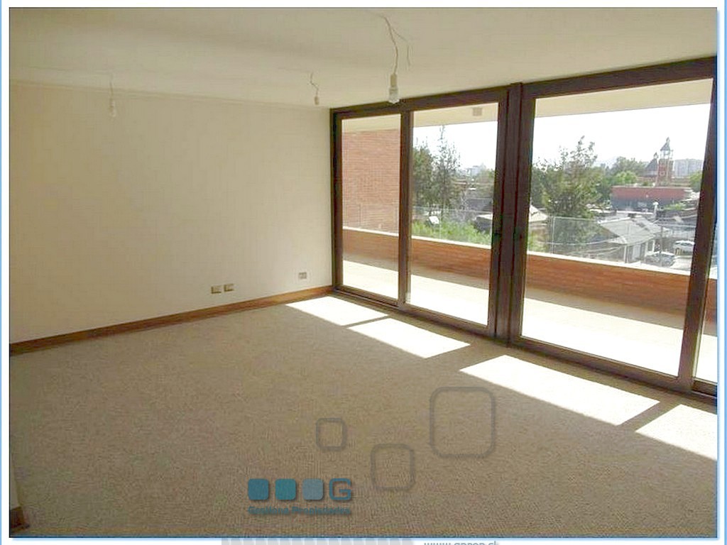 P5887 - P5887-10.jpg