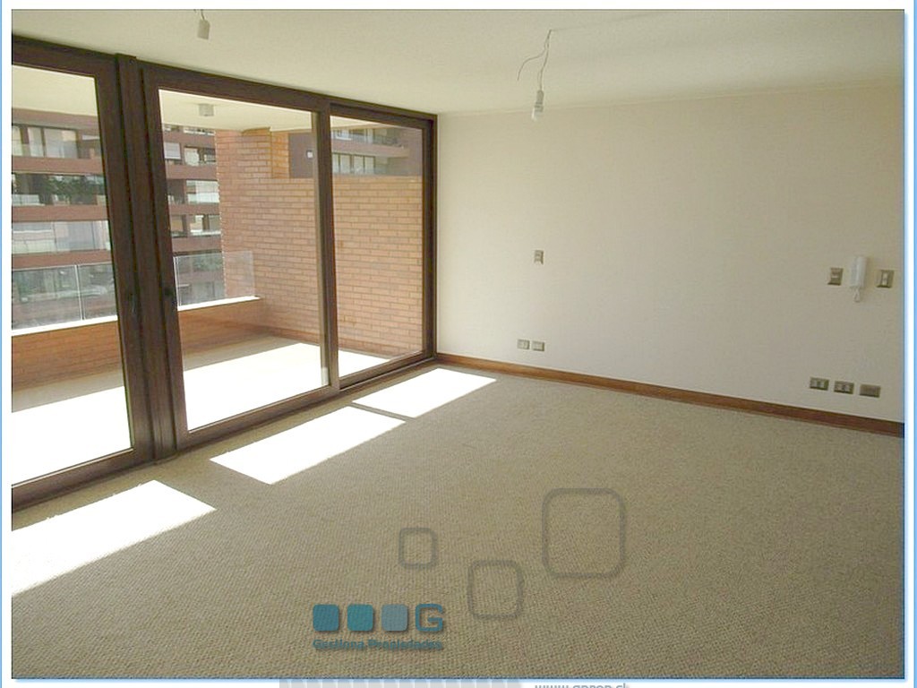 P5887 - P5887-11.jpg