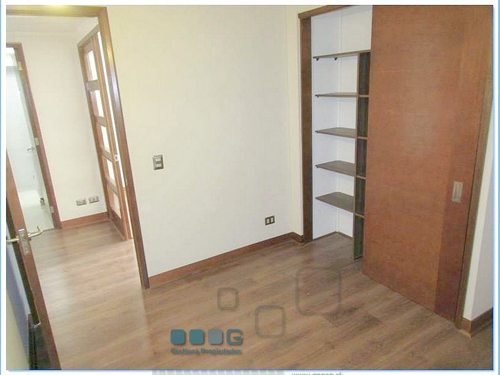 P5887 - P5887-15.jpg