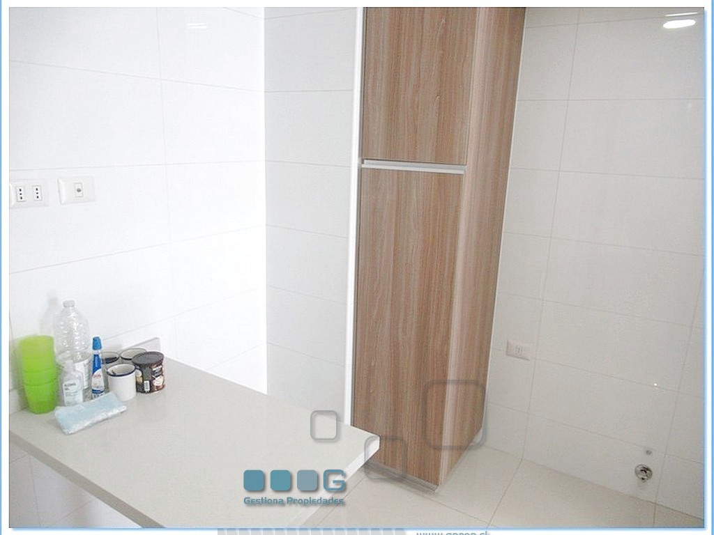 P5887 - P5887-22.jpg