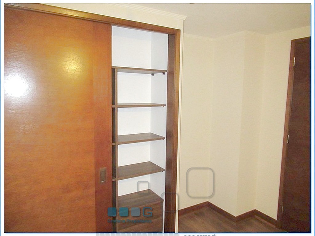 P5887 - P5887-25.jpg