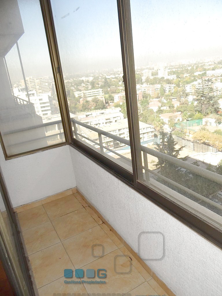 P5889 - P5889-10.jpg