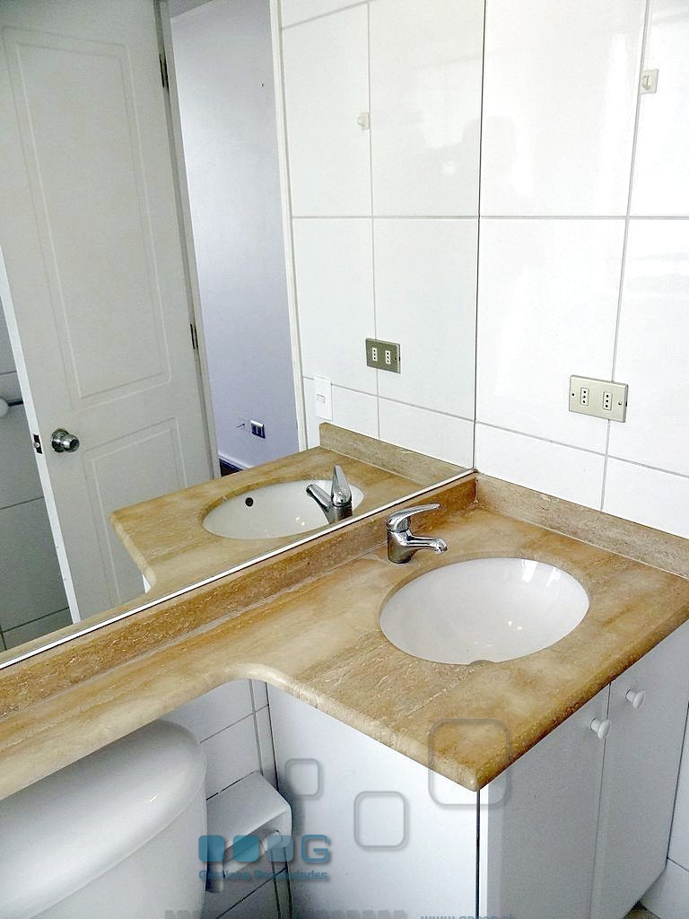 P5889 - P5889-17.jpg