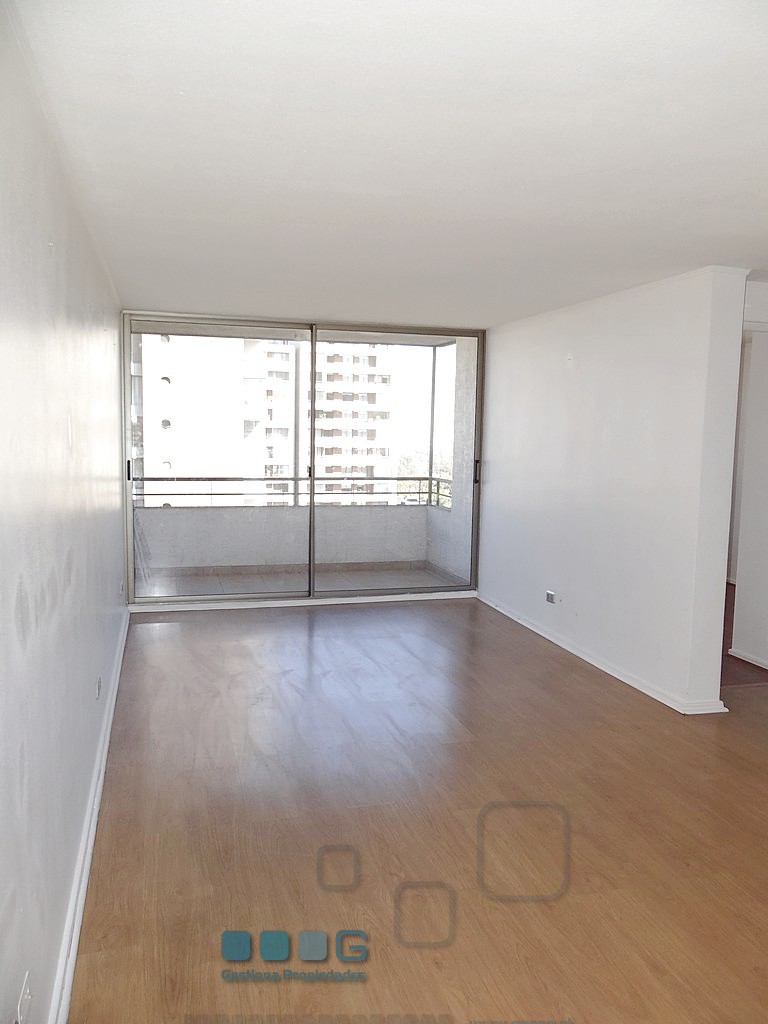 P5889 - P5889-31.jpg