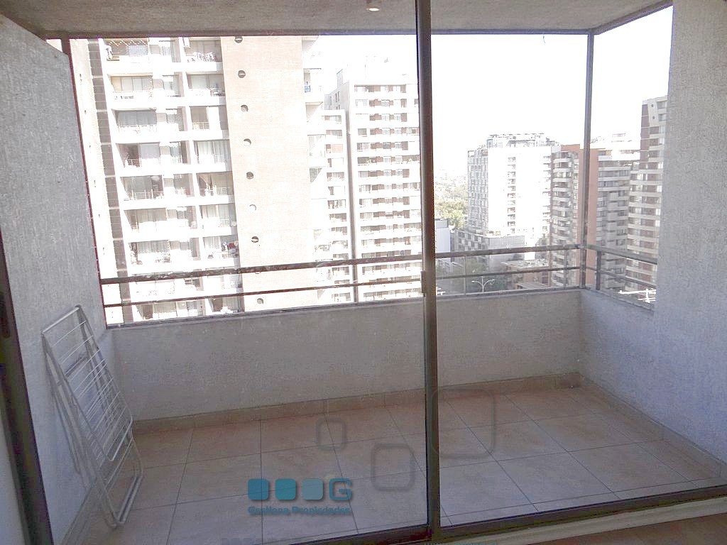 P5889 - P5889-33.jpg