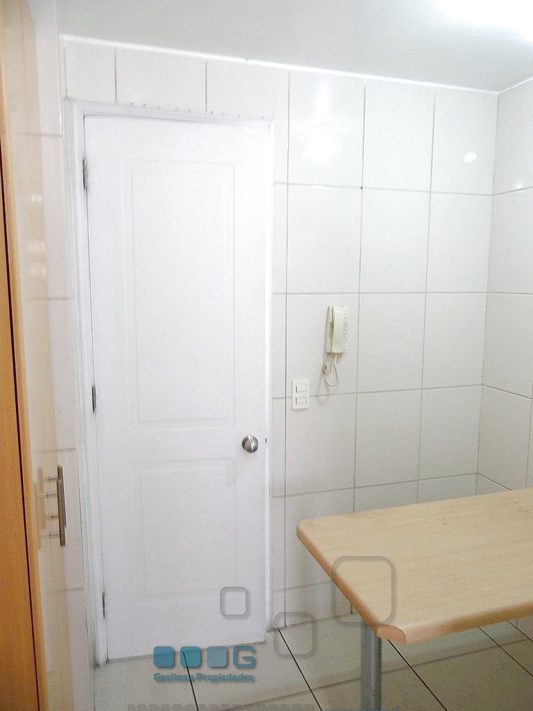 P5889 - P5889-36.jpg