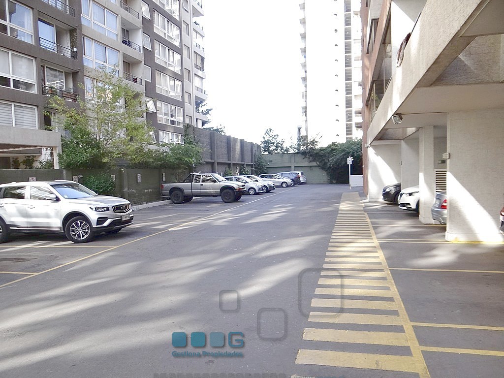 P5889 - P5889-46.jpg