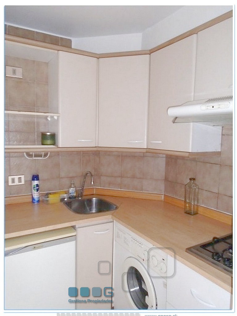 P5891 - P5891-06.jpg