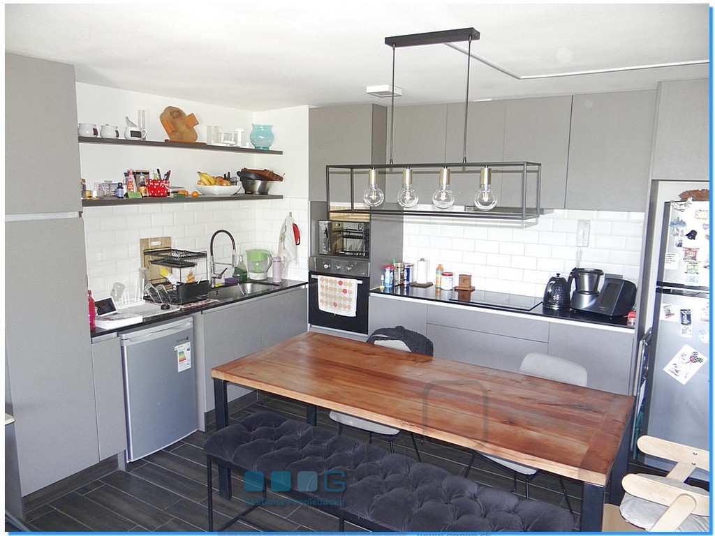 P5892 - P5892-08.jpg