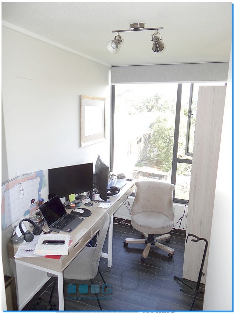 P5892 - P5892-14.jpg