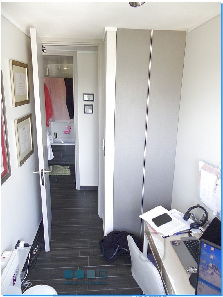 P5892 - P5892-15.jpg