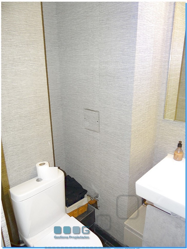 P5892 - P5892-19.jpg