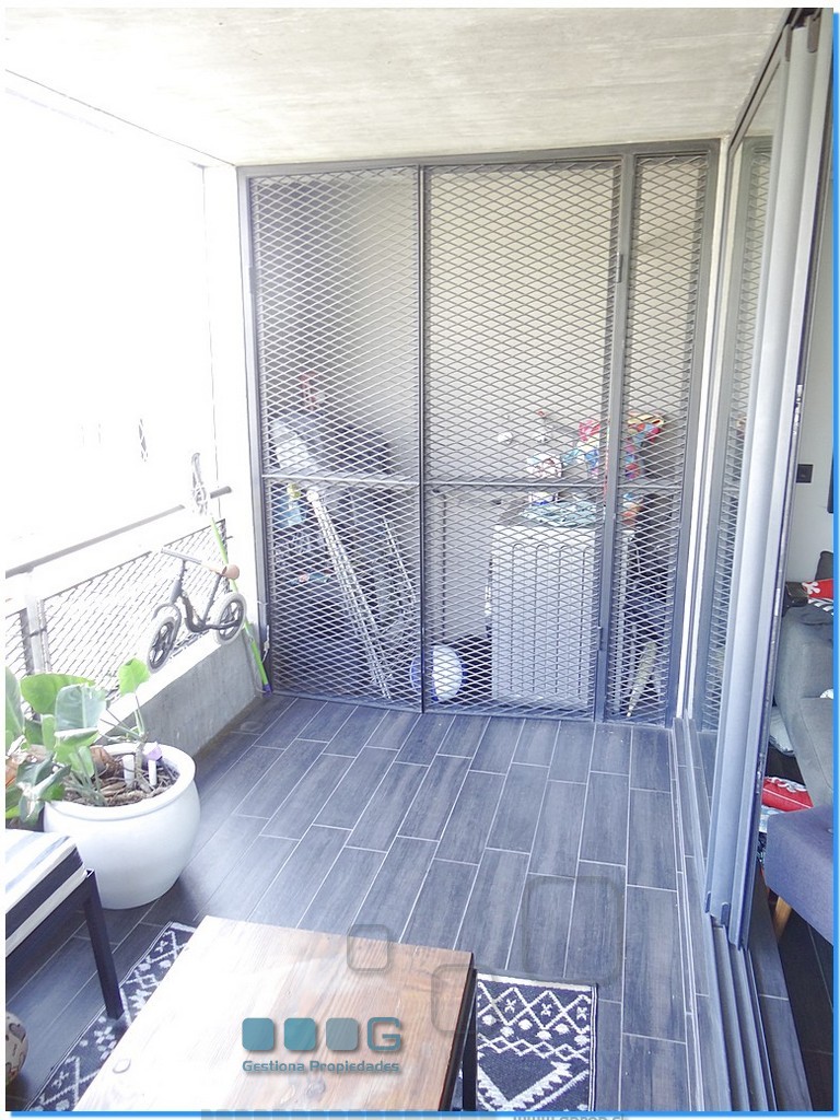 P5892 - P5892-23.jpg