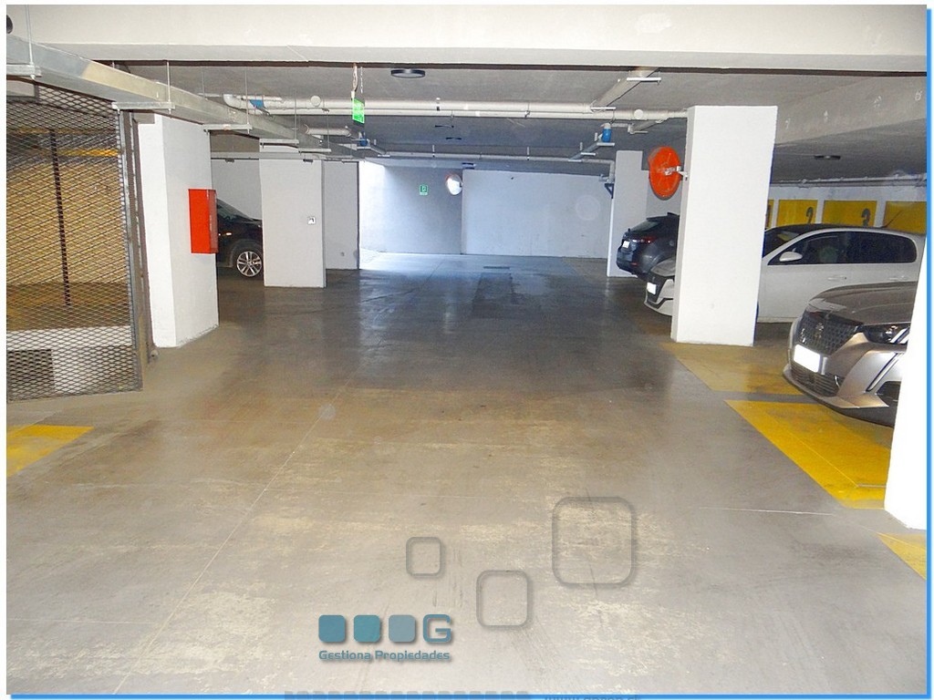 P5892 - P5892-30.jpg