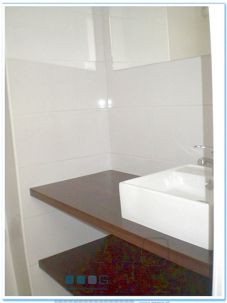 P5896 - P5896-08.jpg