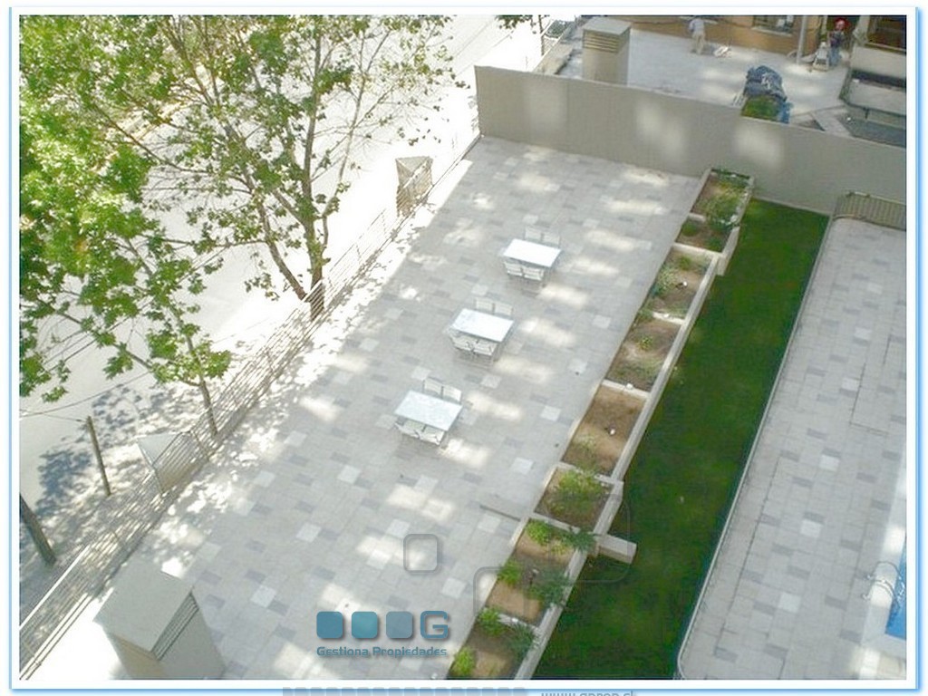 P5896 - P5896-14.jpg