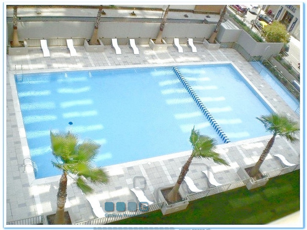 P5896 - P5896-15.jpg