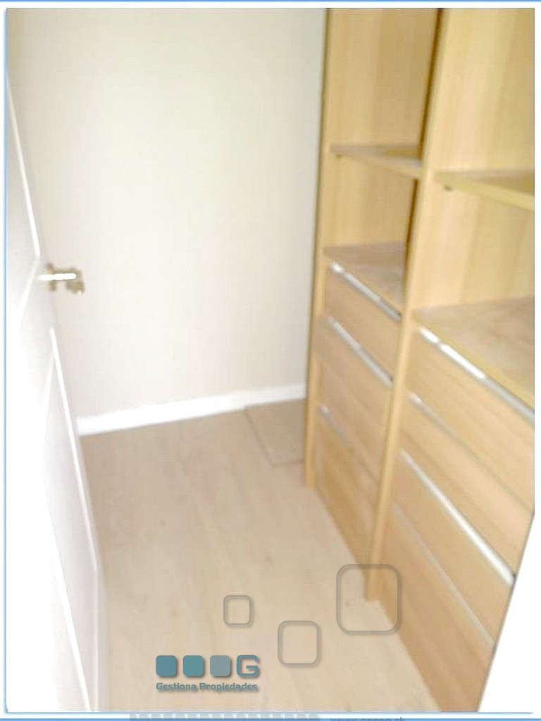 P5904 - P5904-08.jpg