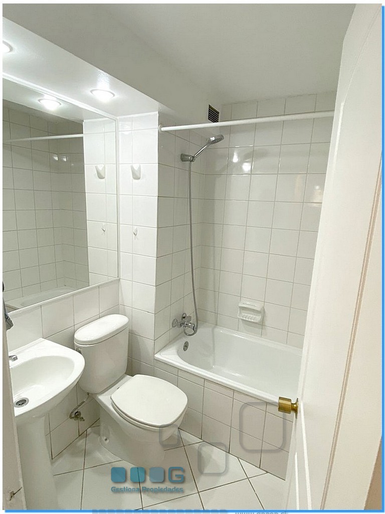 P5910 - P5910-10.jpg