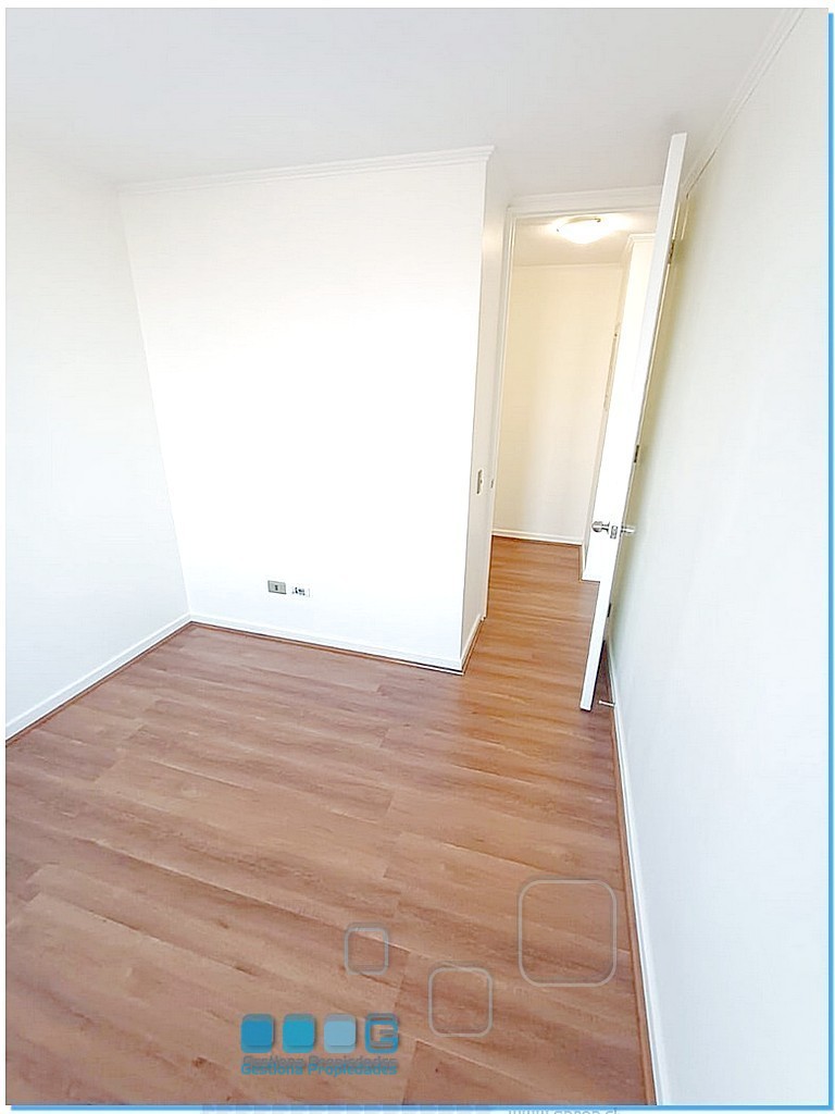 P5922 - P5922-08.jpg