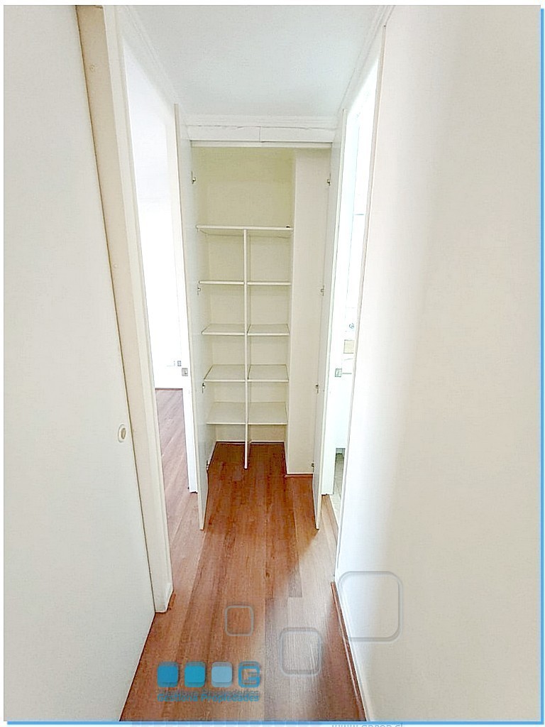 P5922 - P5922-11.jpg