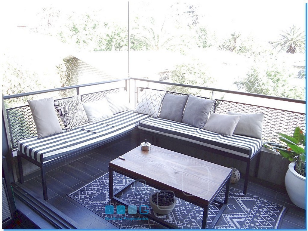 P5923 - P5923-05.jpg