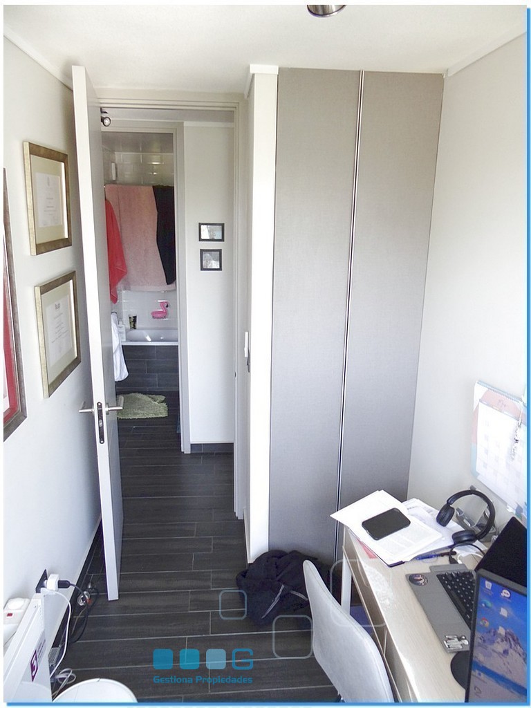 P5923 - P5923-15.jpg