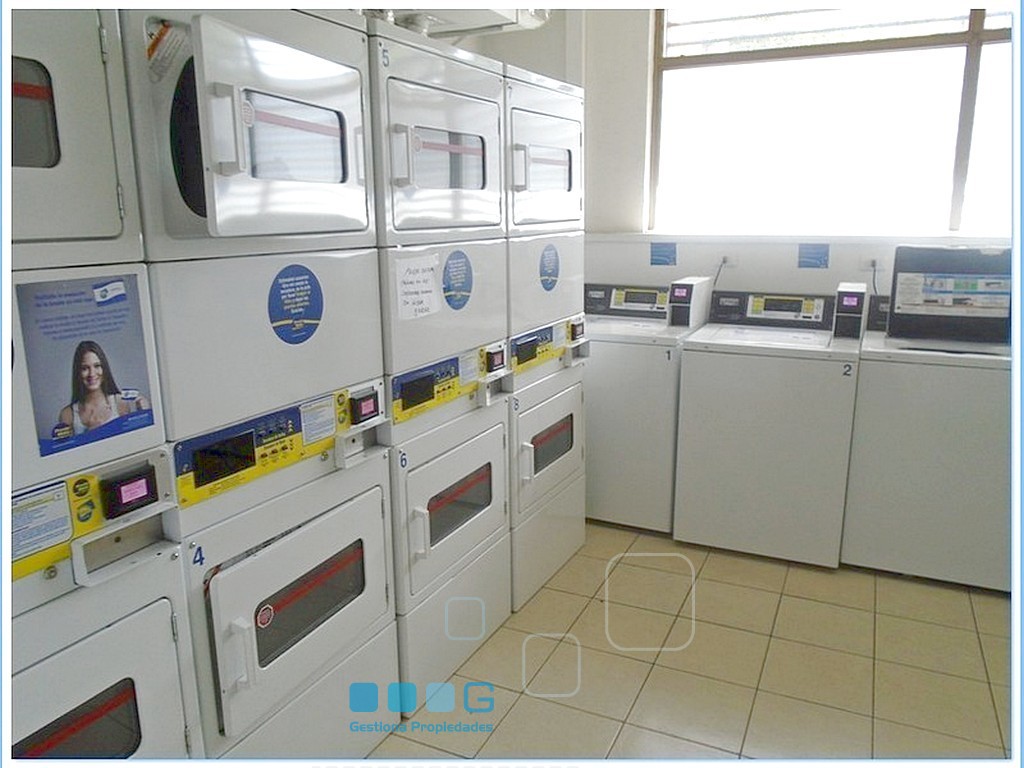 P5925 - P5925-21.jpg