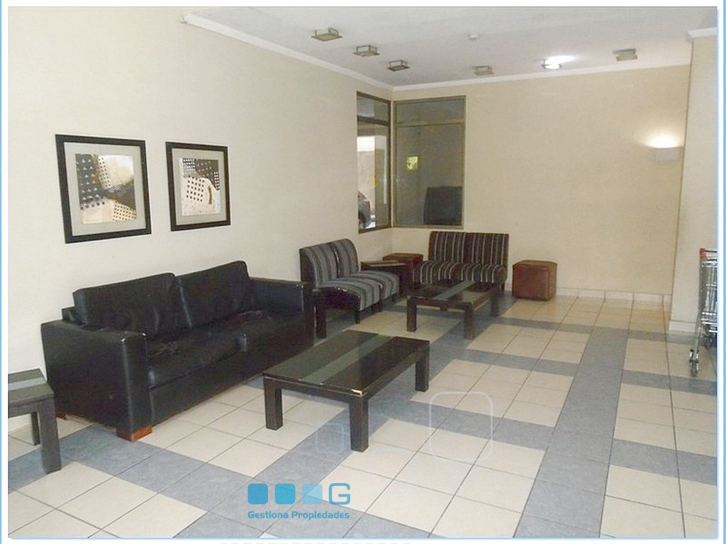 P5925 - P5925-24.jpg