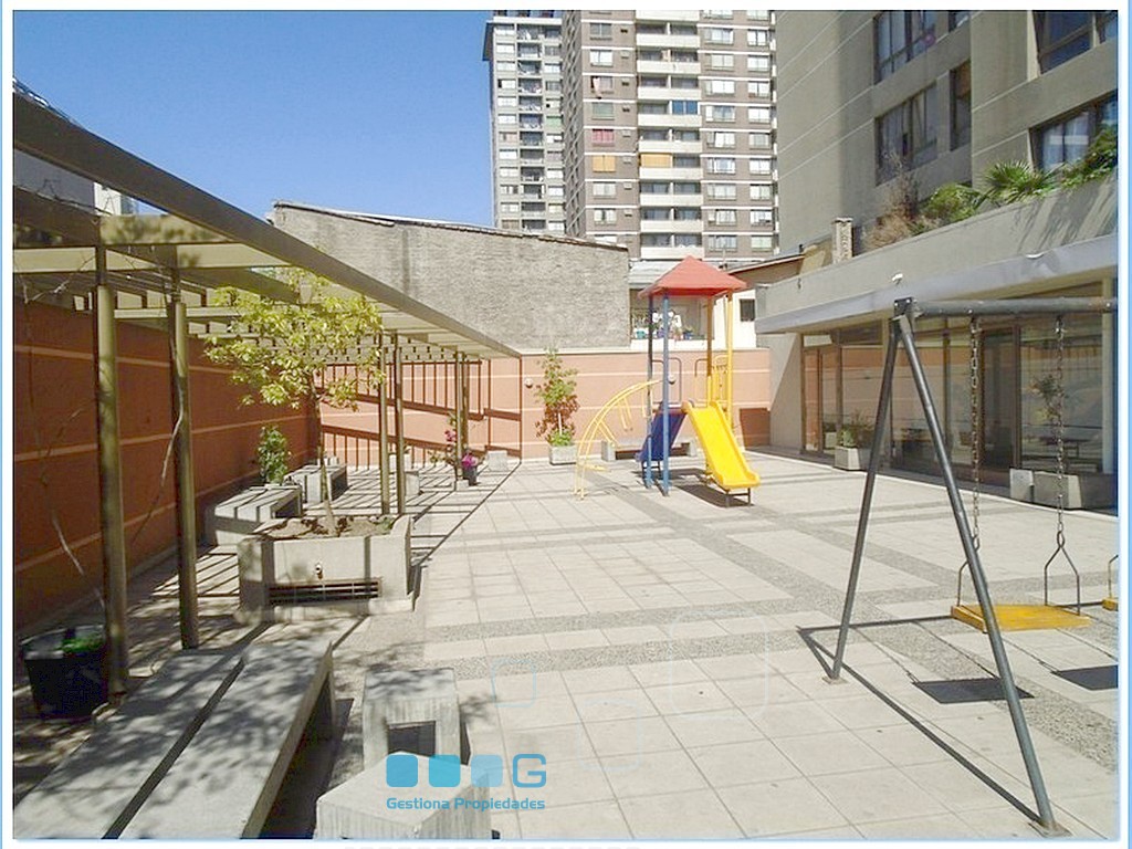 P5925 - P5925-27.jpg