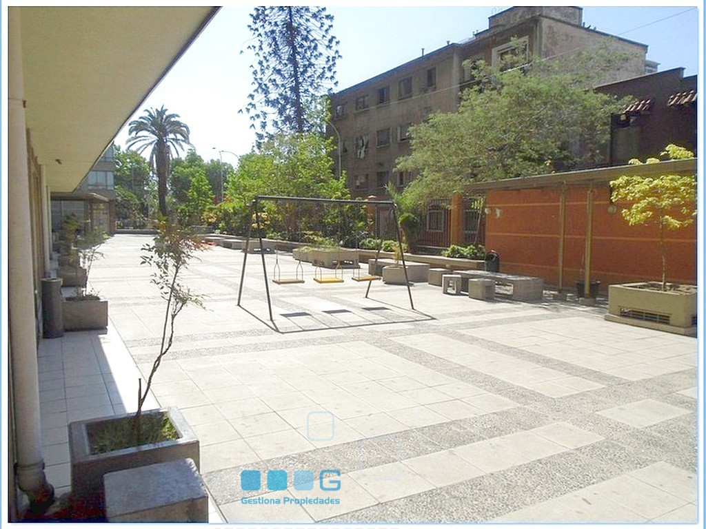 P5925 - P5925-28.jpg