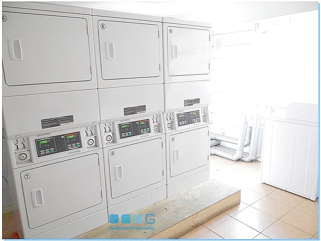 P5936 - P5936-18.jpg