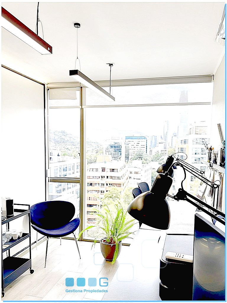 P5937 - P5937-03.jpg