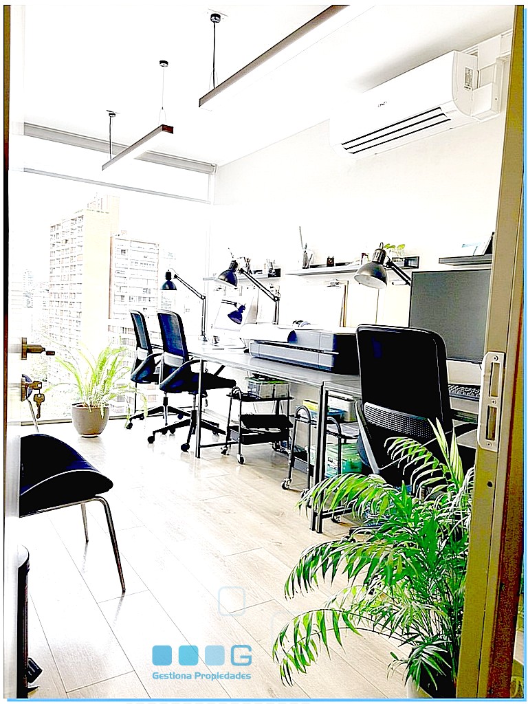 P5937 - P5937-05.jpg