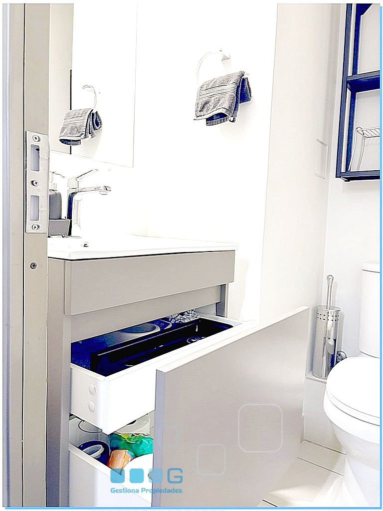 P5937 - P5937-09.jpg