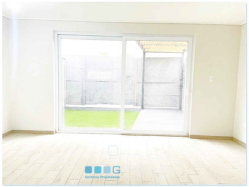 P5938 - P5938-07.jpg