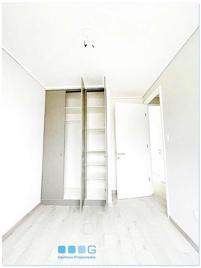 P5938 - P5938-18.jpg