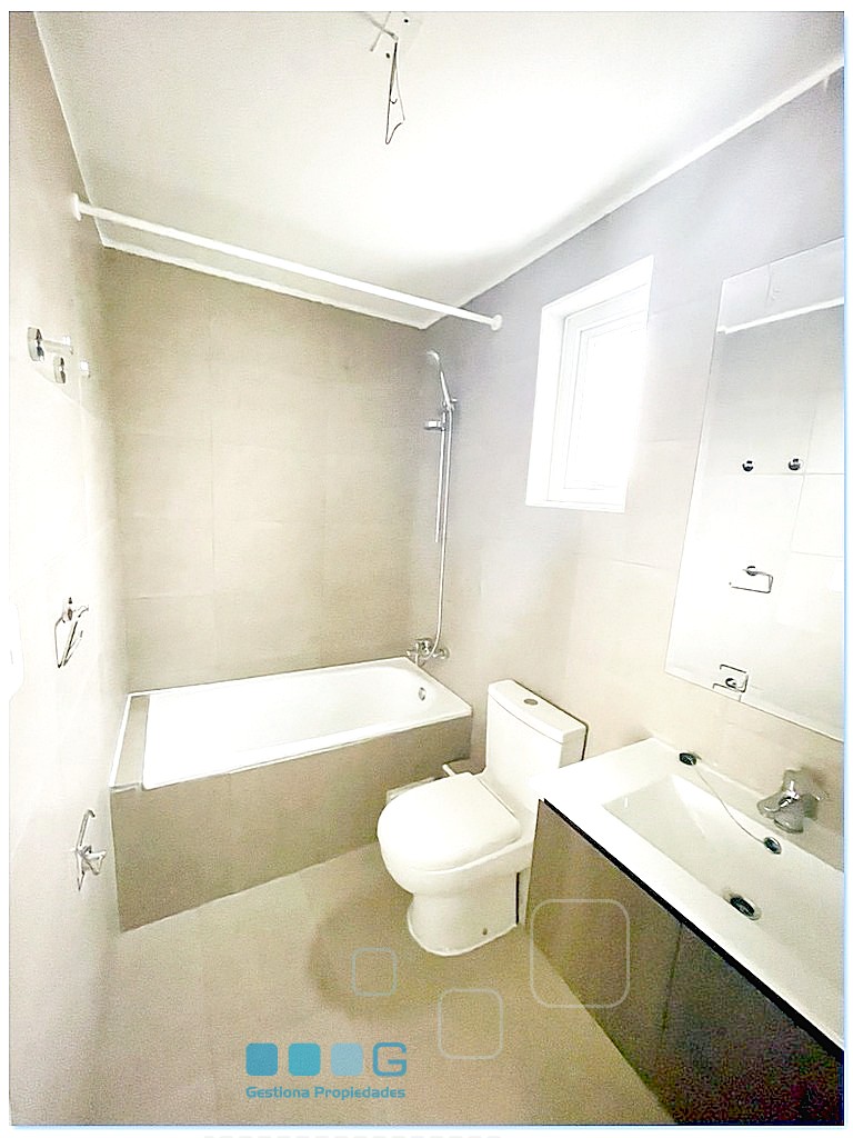 P5938 - P5938-24.jpg