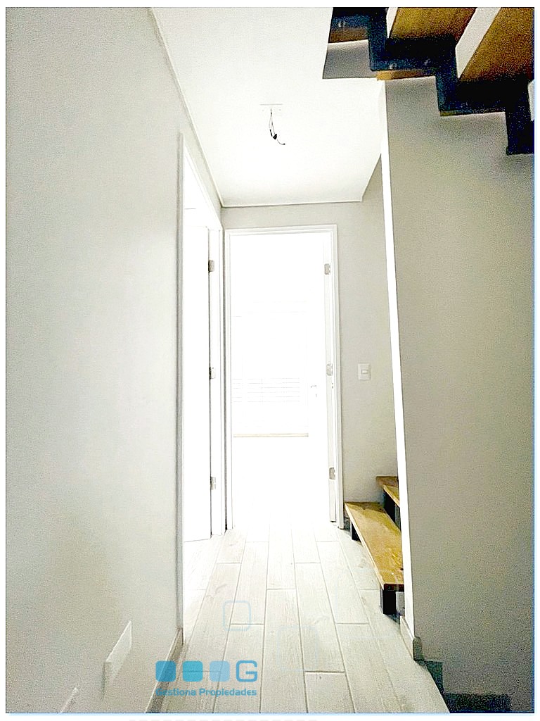 P5938 - P5938-31.jpg