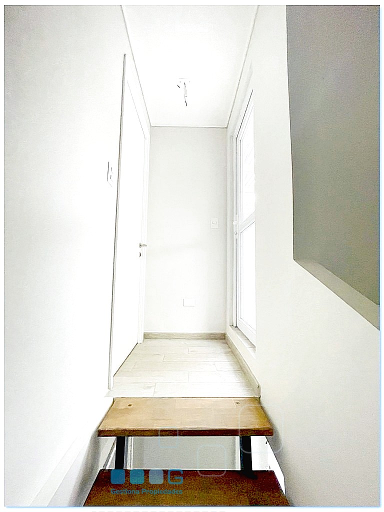 P5938 - P5938-34.jpg