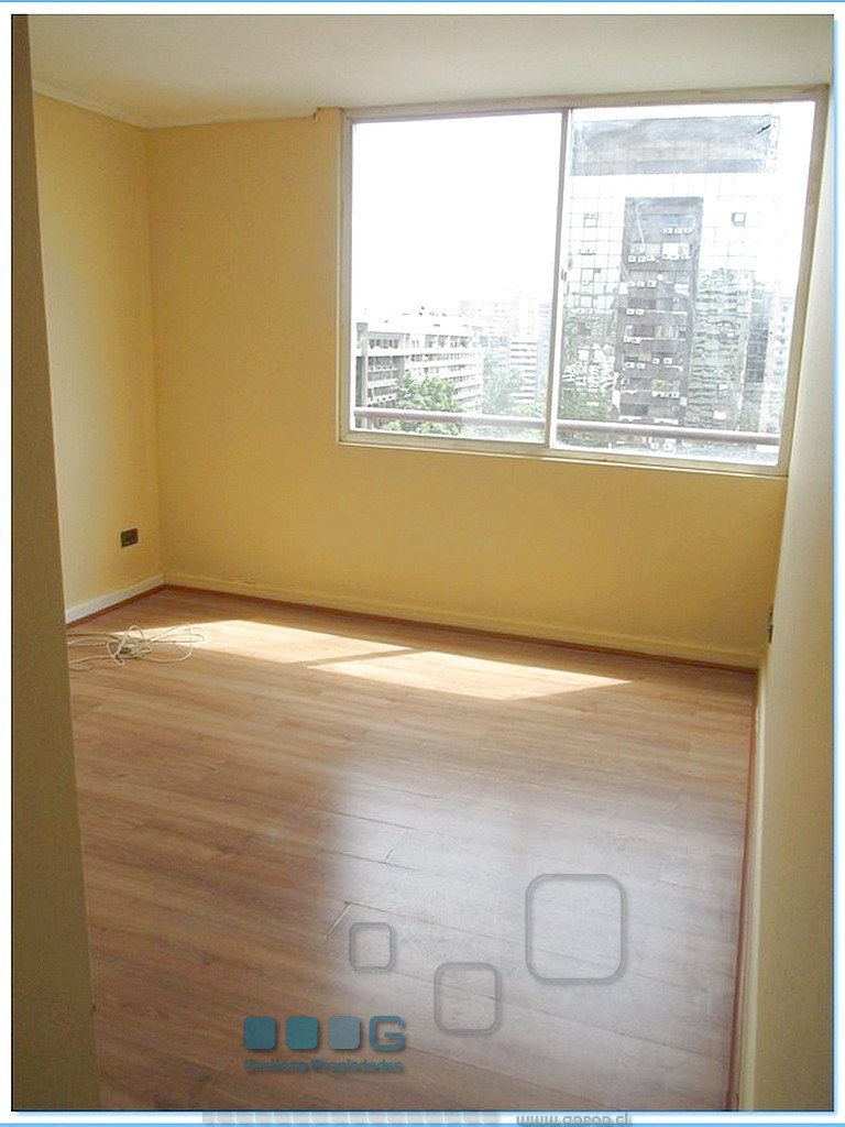 P5940 - P5940-07.jpg