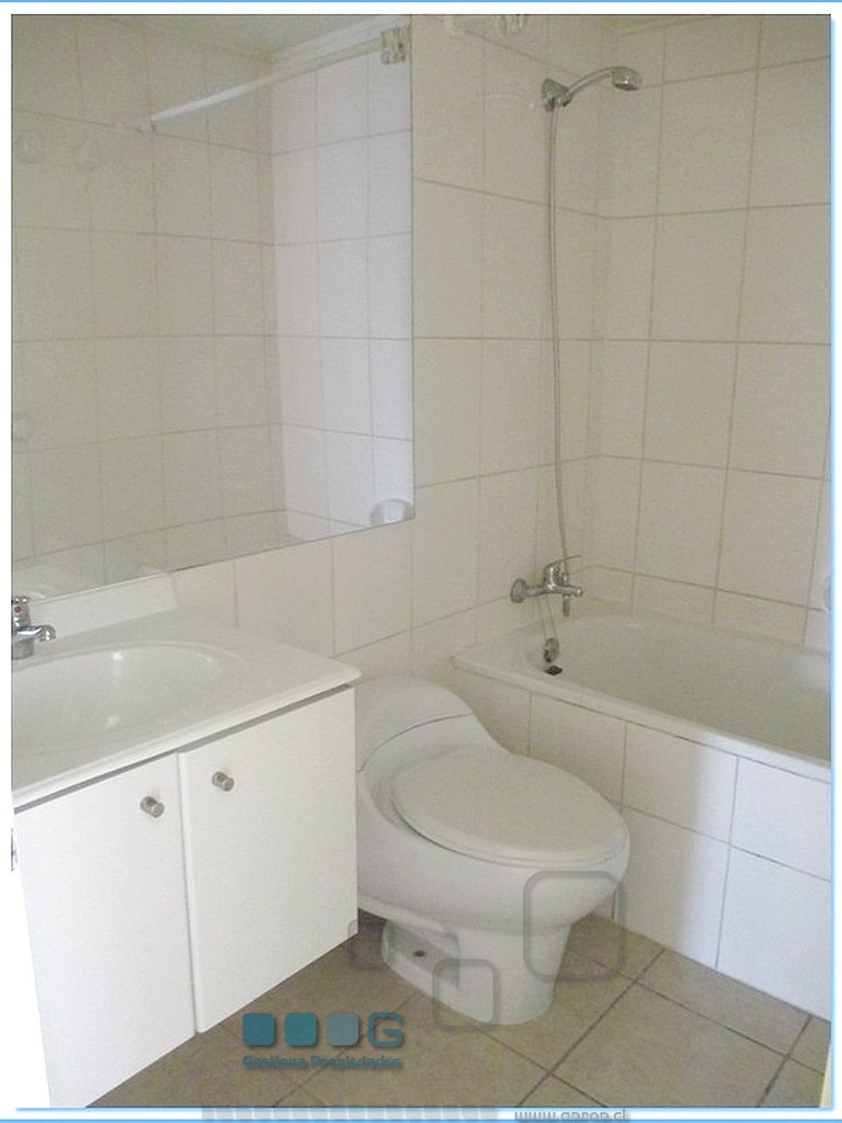 P5940 - P5940-08.jpg