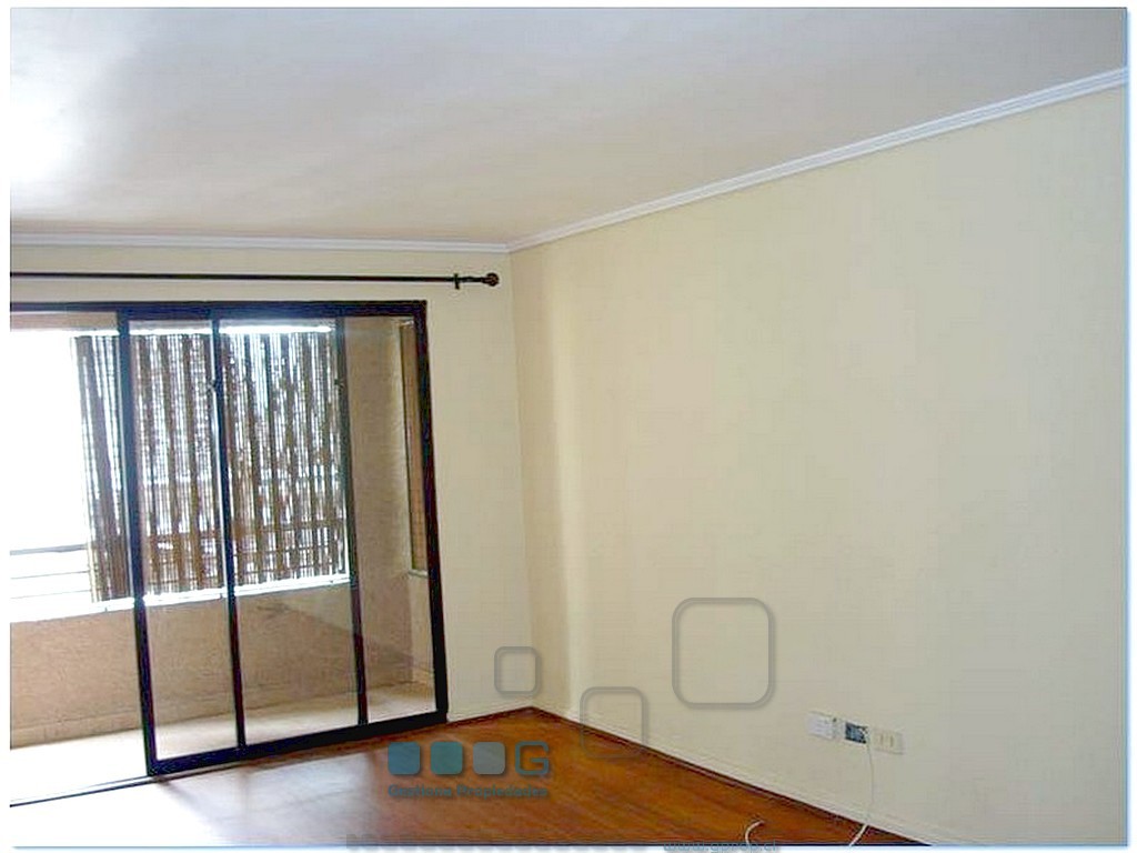 P5941 - P5941-05.jpg