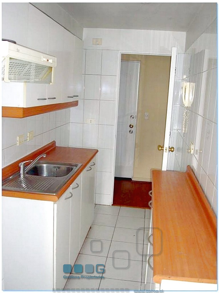 P5941 - P5941-06.jpg